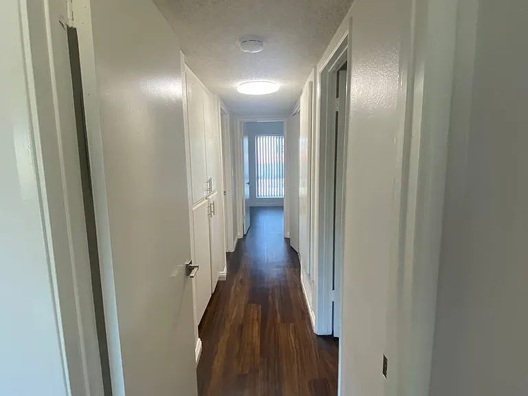 18225 Kingsdale Ave — Photo 11