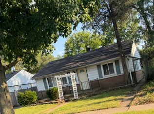 7911 45th St, Lyons, IL 60534