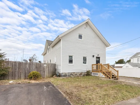 161 Cohannet St, Taunton, MA 02780