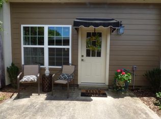 108 Williamsburg Cir APT C, Lafayette, LA 70508
