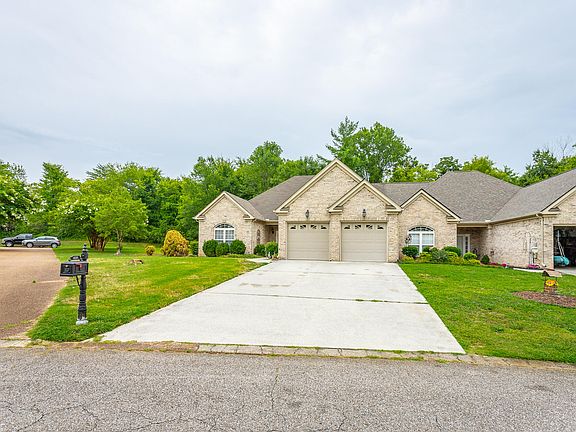 3rd image of 6420 Brookmead Cir