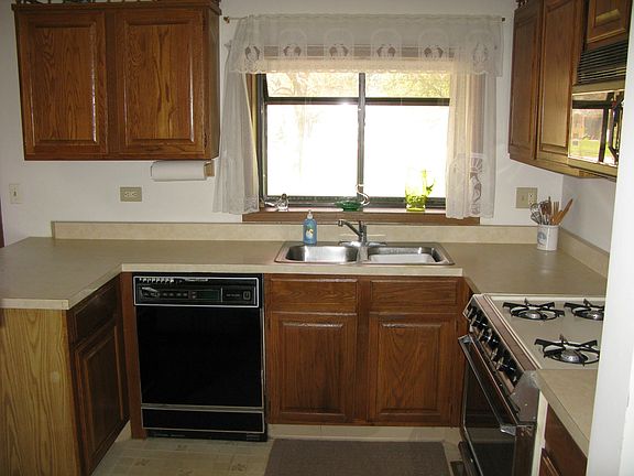 4th image of 2916 Denton Ct