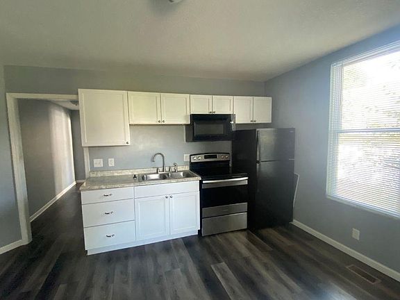 4th image of 2318 Sylvanie St #2318