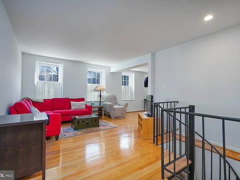 3630 39th St NW #B530 — Photo 7