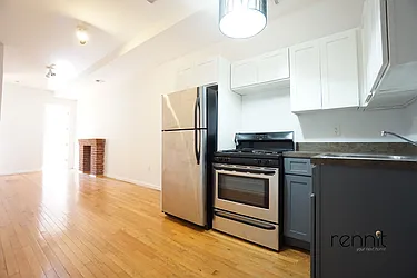 Rented by Rennit Inc.