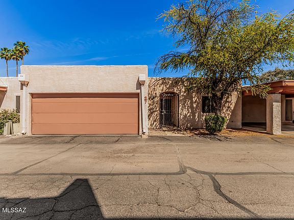 2nd image of 1949 N Swan Rd Unit 27