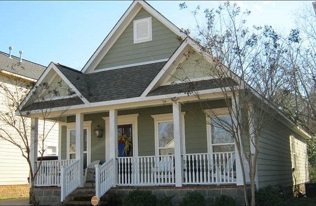1st image of 102 Edgewood Blvd