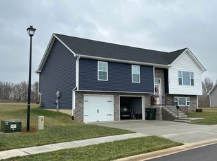 320 Valhalla Trce, Vine Grove, KY 40175