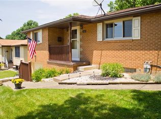 1111 8th Ave, Irwin, PA 15642
