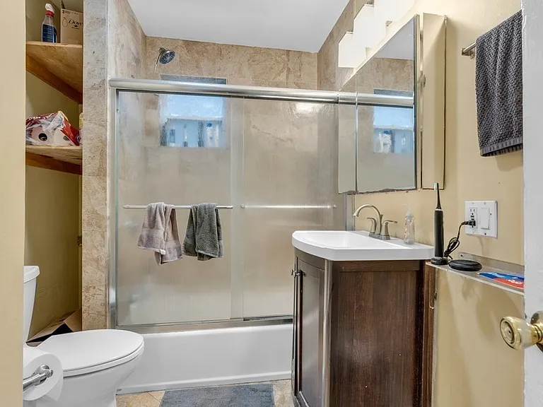 180 Saint Alphonsus St #2 — Photo 17