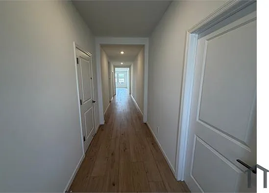 3 bed, 1825 sqft, $2,300 — Photo 2