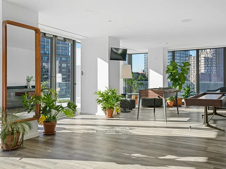 545 Vanderbilt Ave #3H — Photo 11