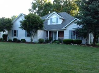 408 Nantucket Dr, Avon Lake, OH