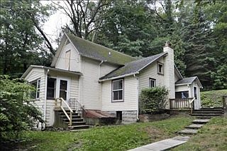 1st image of 2031 Douglas Ave