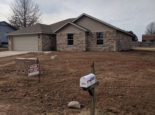 2076 Park Cir, Pea Ridge, AR 72751