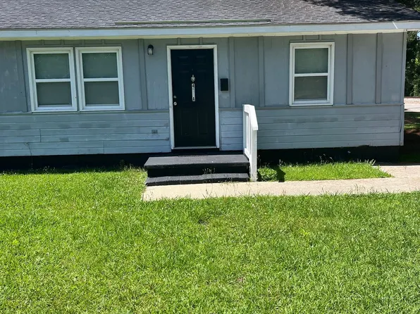 406 W Marion St #A, Mullins, SC 29574