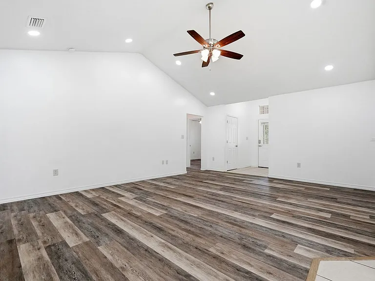 1755 Hopper St — Photo 10