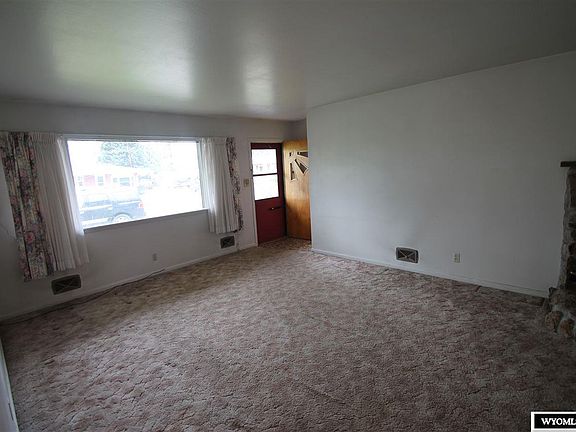 2nd image of 309 Moose Dr