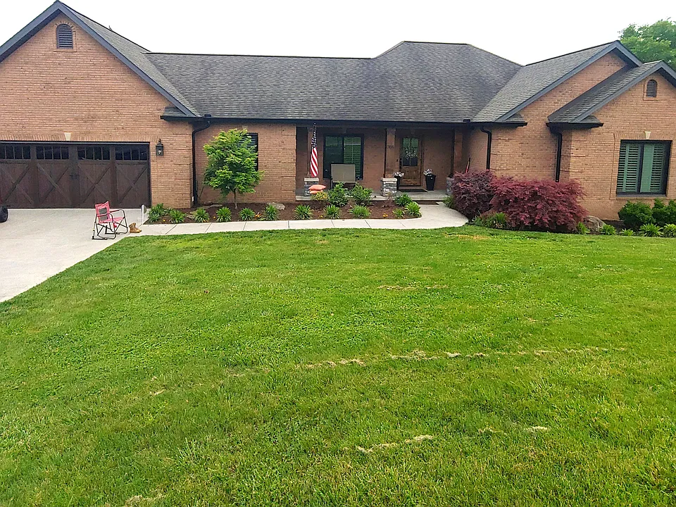 705 Constitution Dr