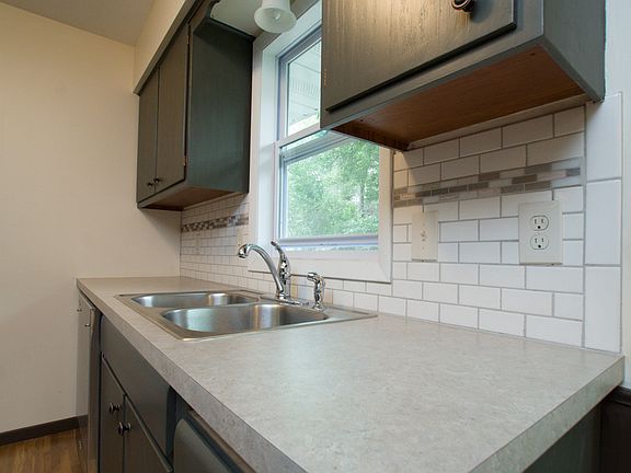 Kitchen Sink Area_05072025