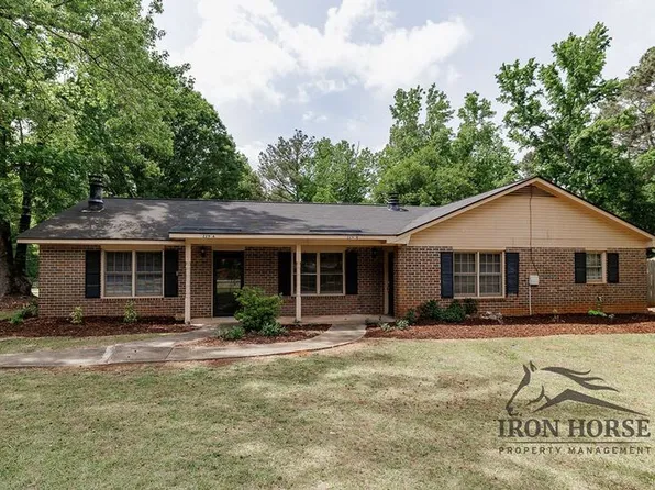 229 N Burson Ave #B, Bogart, GA 30622