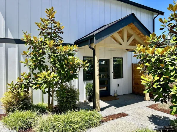 8449 18th Avenue SW, Seattle, WA 98106