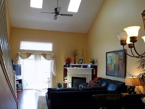 4th image of 1458 Spyglass Hill Dr