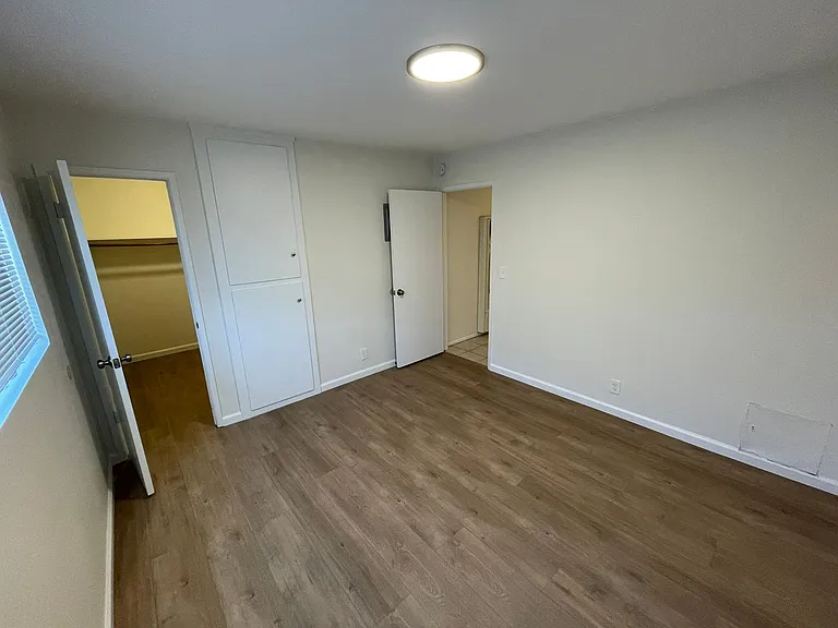 420 Ellwood Beach Dr — Photo 11