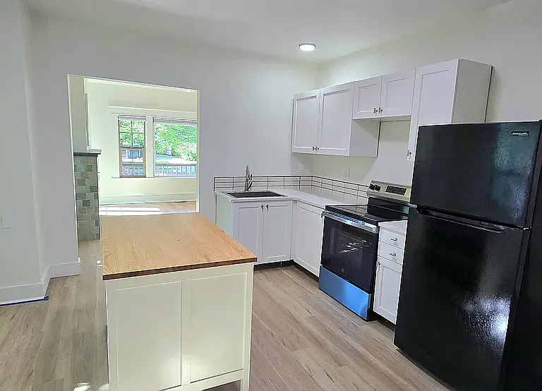 615 5th Ave N #A — Photo 8