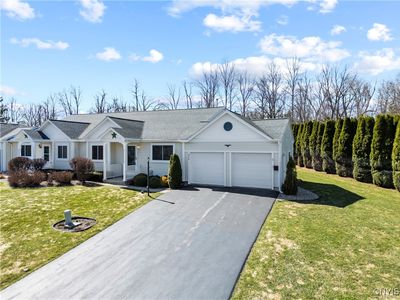 404 Timber Ridge Dr, Camillus, NY, 13031