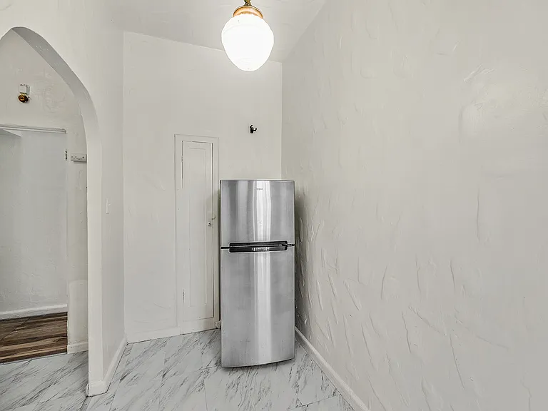 1619 Walnut St #C — Photo 19