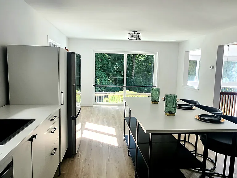 41 Breeds Hill Pl — Photo 6