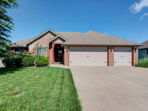 645 Galileo Drive, Nixa, MO 65714