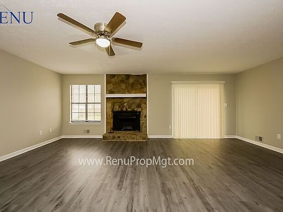 4th image of 526 Knollwood Dr