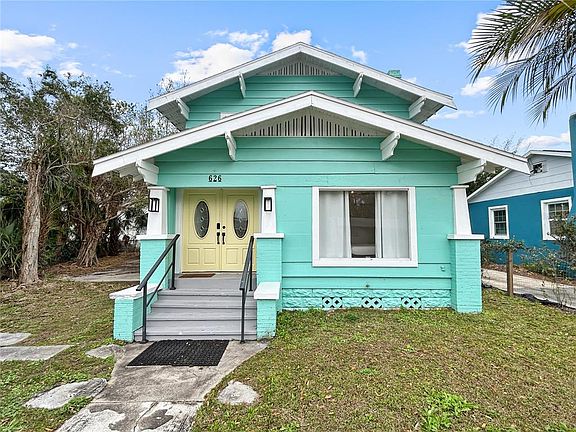 2nd image of 626 37TH AVENUE S