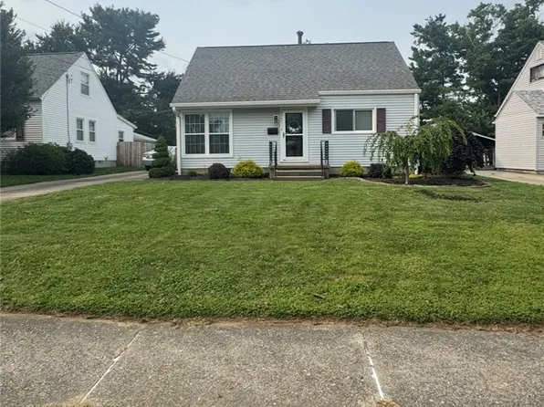 3741 Argonne St, Mogadore, OH 44260