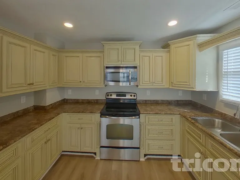 2344 Foxworth Ct — Photo 5