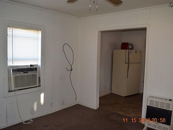 2nd image of 103 N Hawthorne Ave