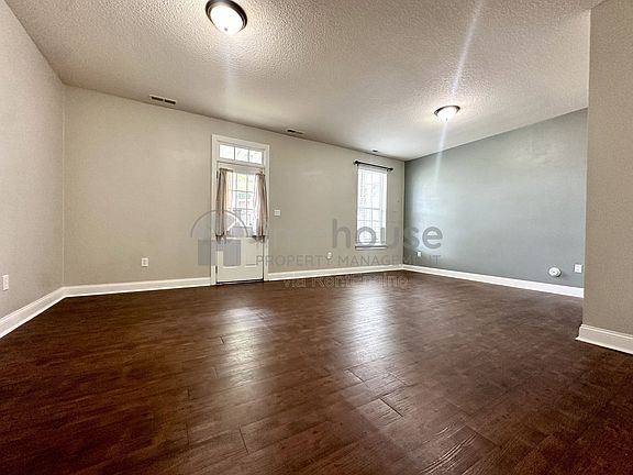 5th image of 4452 Leamore Square Rd #1