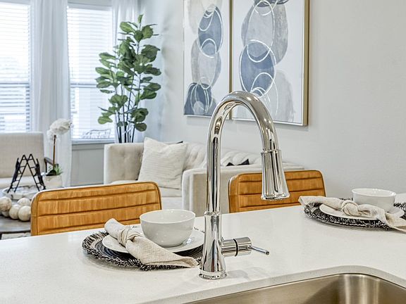 5th image of 800 W Pasadena Blvd #3306