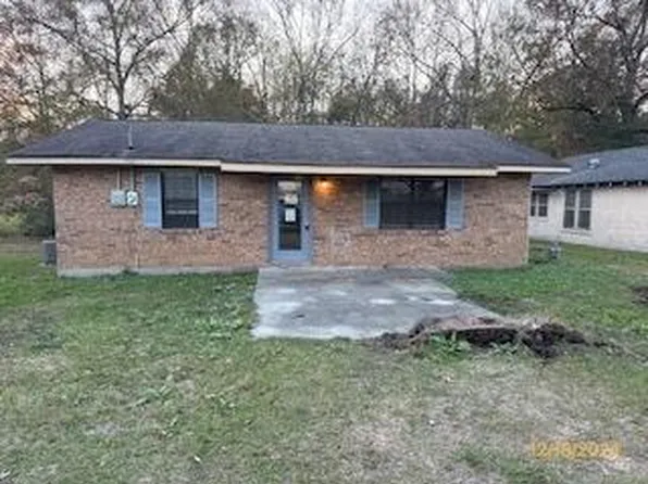 216 McDaniel St, Columbia, MS 39429