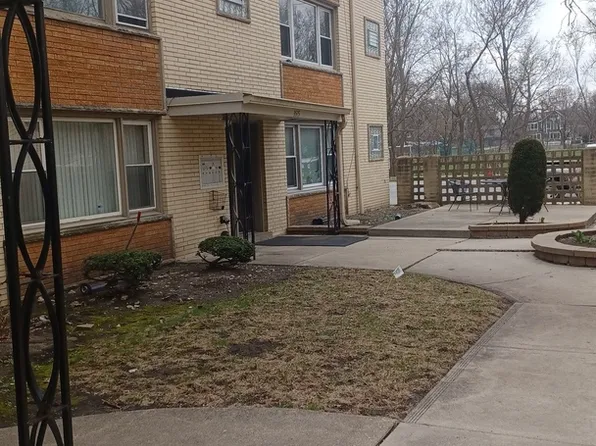 3515 S Harlem Ave #1B, Berwyn, IL 60402