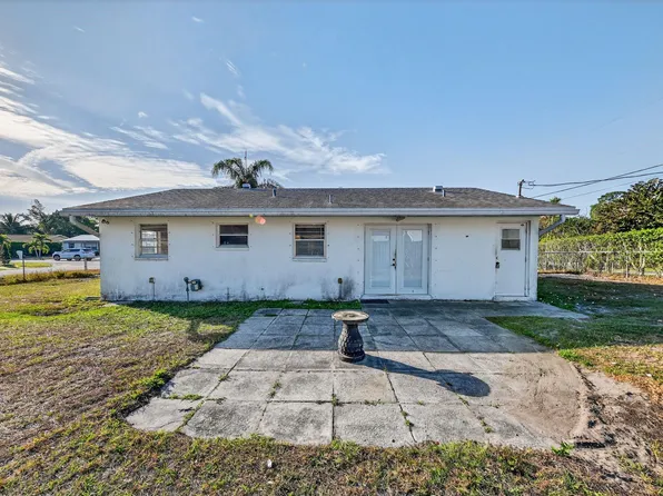 5669 S 35th Court, Greenacres, FL 33463