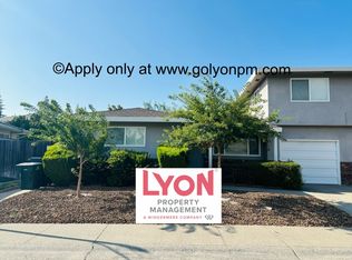 1001 Briarcrest Way, Sacramento, CA 95831
