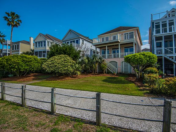 3rd image of 24 Morgans Cove Dr