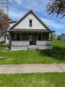 1501 E State St, Port Clinton, OH, 43452