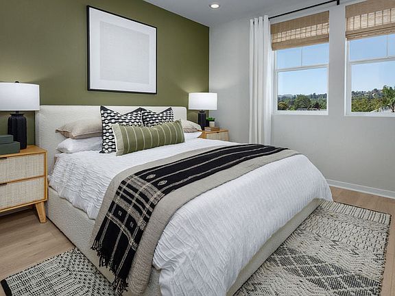 3rd image of 16424 Whittier Blvd #3CHOY1