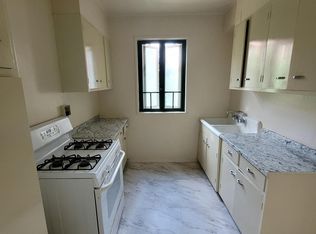 1505 Archer Rd, Bronx, NY 10462