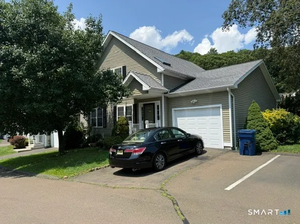 17 Mourning Dove Circle #17, New Haven, CT 06513