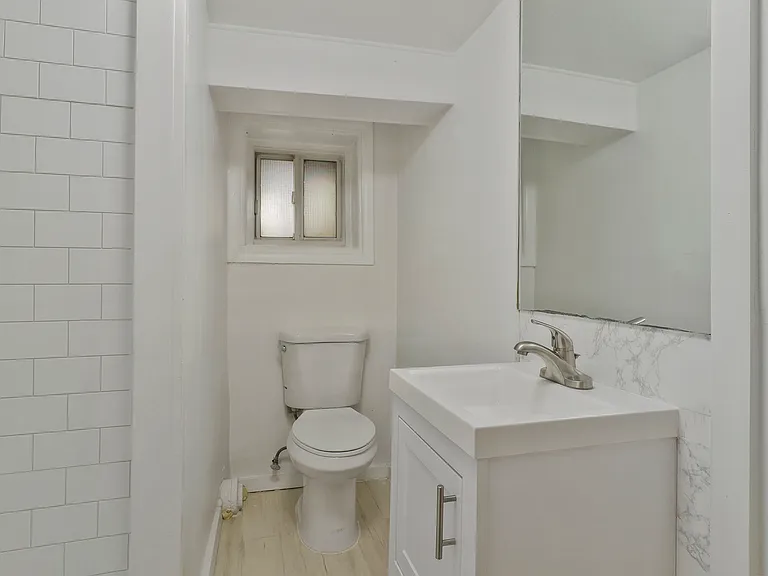 2129 15th St NW #B — Photo 14